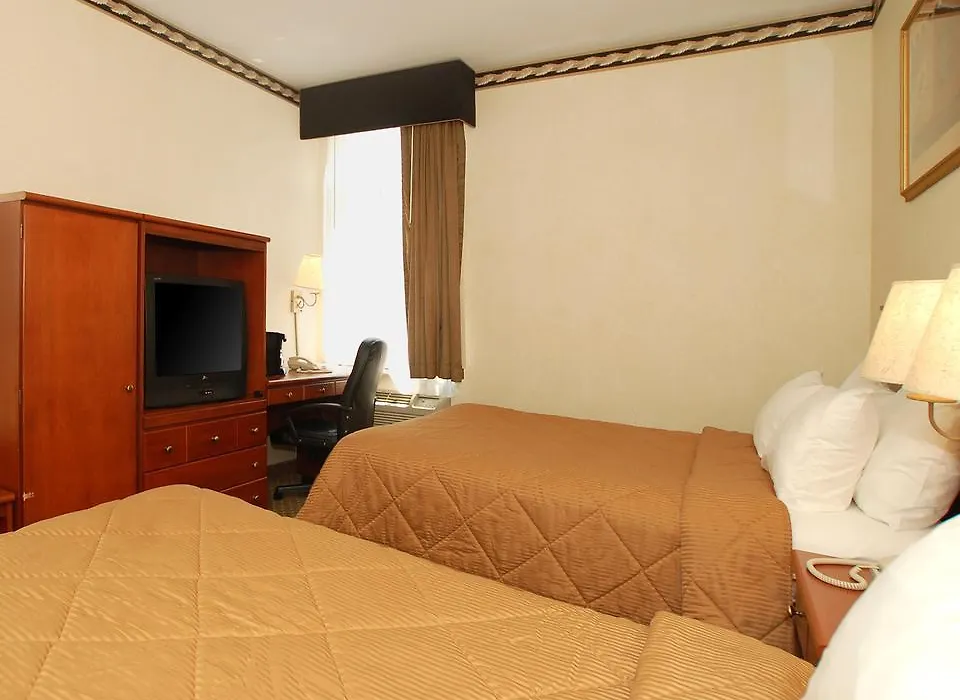Red Lion Inn & Suites Long Island City-1